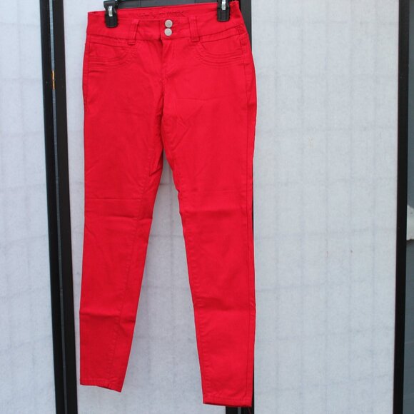 VIP Women's jeans size 5/6 - Picture 1 of 9